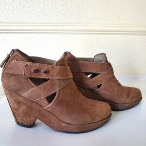 Eileen Fisher Watt Nubuck Bootie Taupe Women's Size 8